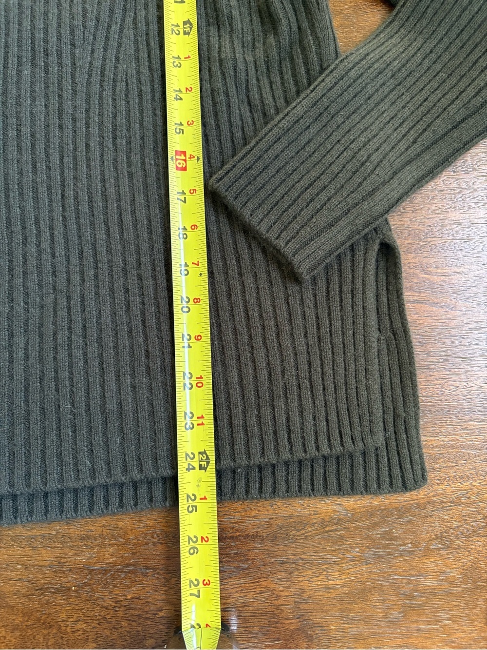 VINCE Ribbed Cashmere Wool Mock Neck Sweater Size Small Olive Green MSRP $365 - Picture 7 of 9